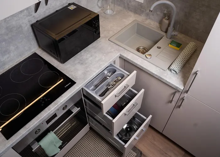 Lazdyneliu Vingis, Free Underground Parking, Long Welcome