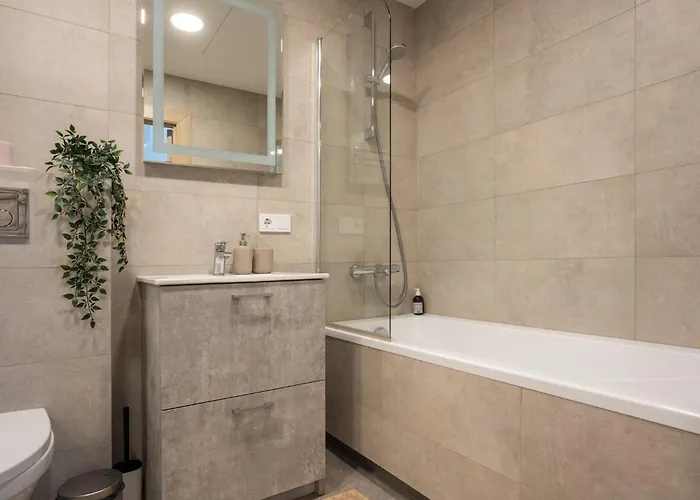 Lazdyneliu Vingis, Free Underground Parking, Long Welcome Apartamento *